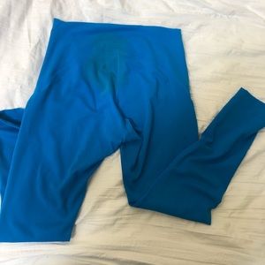 Lululemon STAINED Instill size eight leggings